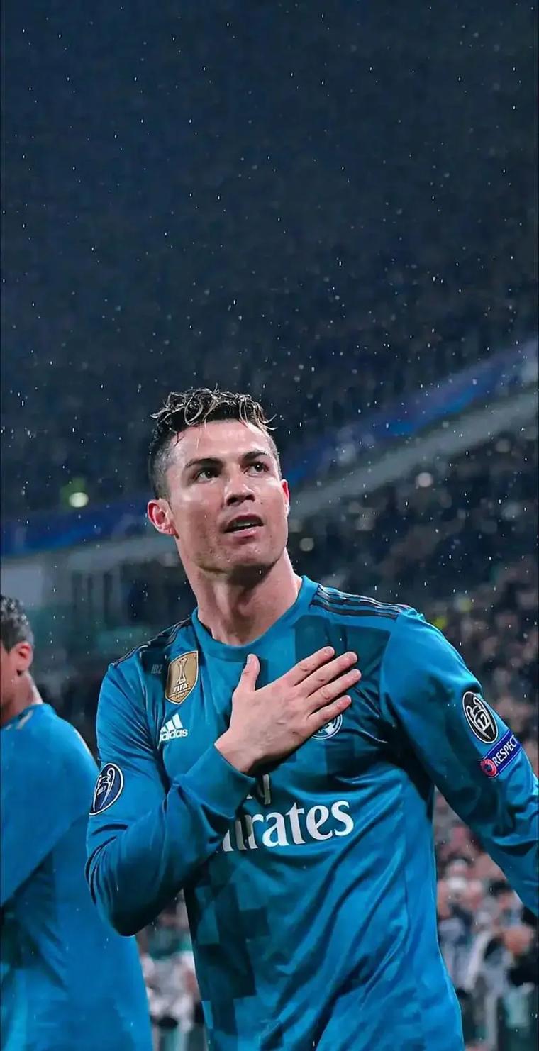 费迪南德：见到巴乔让我非常激动，那仿佛让我回到了童年时代（费迪南德：见到巴乔令我热血沸腾，仿佛重返童年）