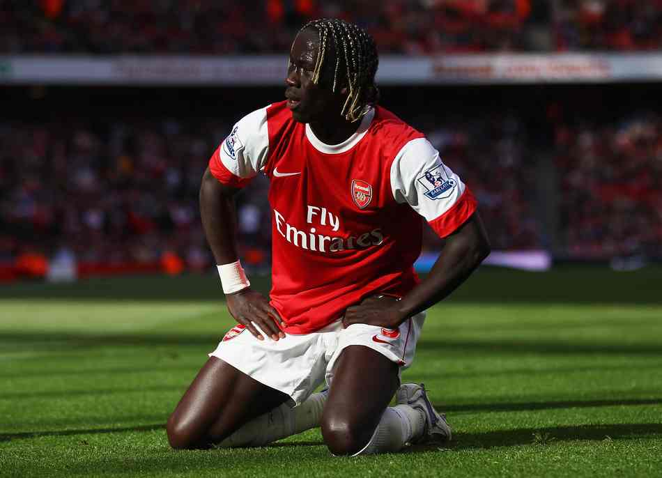 NBA：湖人加时险胜掘金 詹姆斯砍下40分（NBA：湖人加时力克掘金，詹姆斯轰下40分）