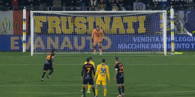 替补上阵，国米两位小将斯皮纳塞和博沃上演一线队首秀（国米两小将斯皮纳塞、博沃替补登场迎来一线队处子秀）