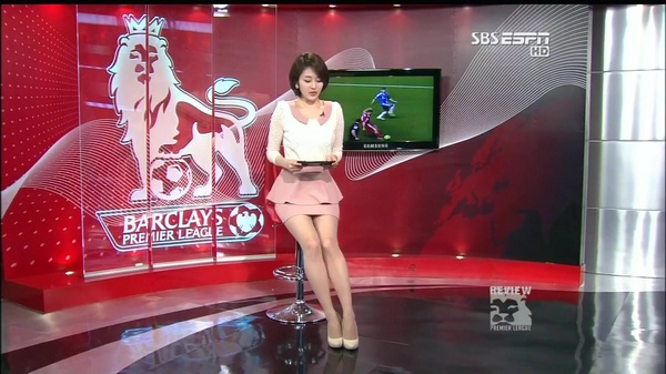 康宁汉姆空砍大三双，8次失误&关键两罚不中背锅（康宁汉姆大三双难救主，8失误+关键两罚不中成背锅点）